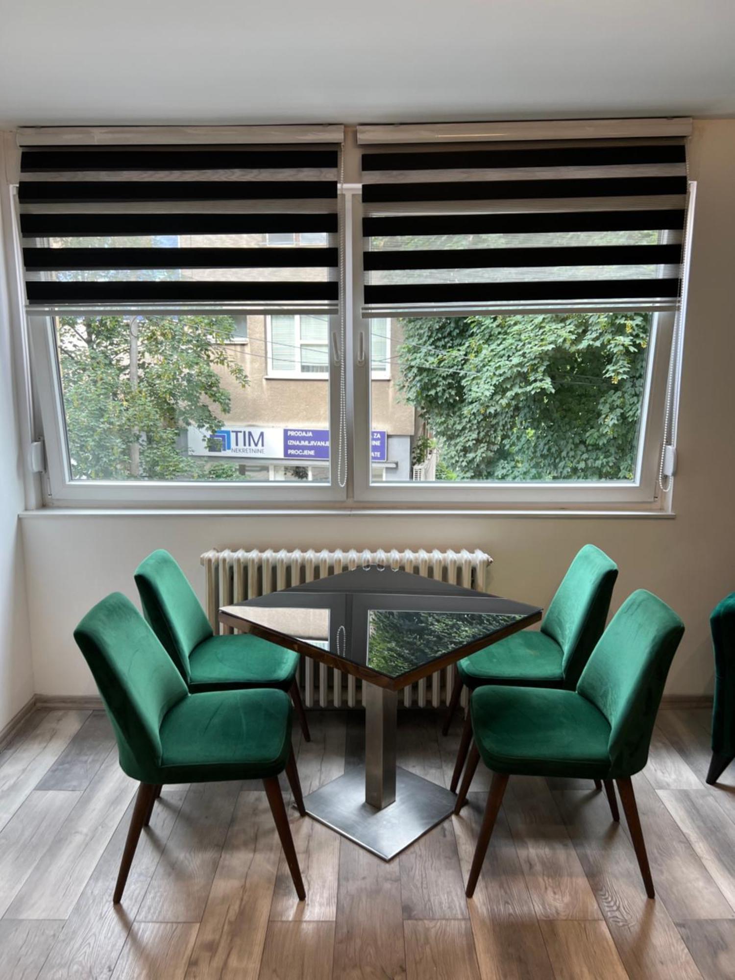 Apartman Omar Stan Na Dan Besplatan Parking ซาราเยโว ภายนอก รูปภาพ